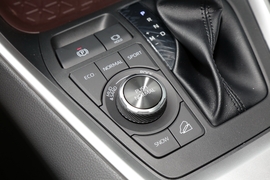 2022款丰田RAV4荣放