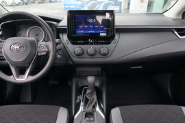 2022款丰田卡罗拉