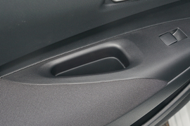 2022款丰田卡罗拉