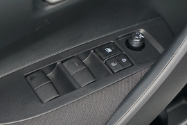 2022款丰田卡罗拉