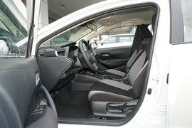 2022款丰田卡罗拉