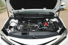 2022款丰田凯美瑞