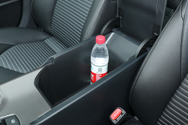 2022款丰田凯美瑞