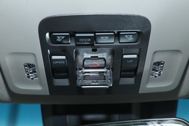 2022款丰田凯美瑞