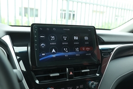 2022款丰田凯美瑞