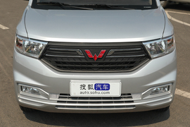 2022款五菱宏光V