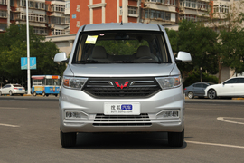 2022款五菱宏光V