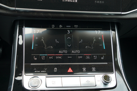 2022款奥迪Q8