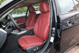 2022款宝马330i