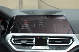 2022款宝马330i