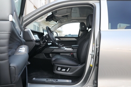   2022款坦克500 3.0T 商务版 登峰型 5座