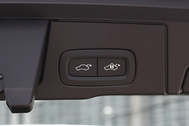 2022款沃尔沃XC60