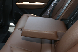 2022款沃尔沃XC60