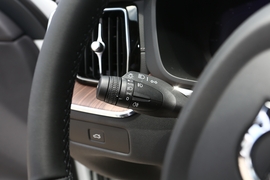 2022款沃尔沃XC60