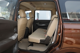 2021款五菱宏光S