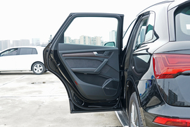 2022款奥迪Q5L