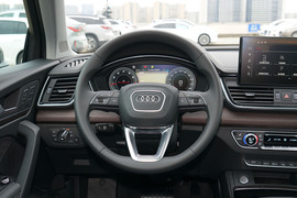 2022款奥迪Q5L
