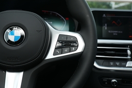 2022款宝马325i