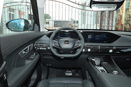 2022款东风风神皓极