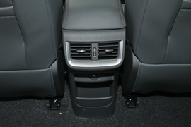 2022款东风风神皓极