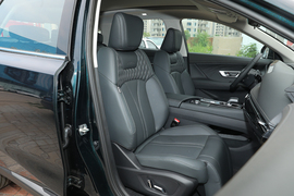 2022款东风风神皓极