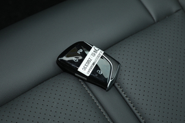 2022款东风风神皓极