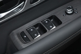 2022款东风风神皓极