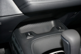 2022款丰田亚洲狮