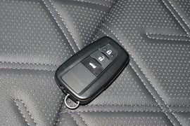 2022款丰田亚洲狮