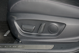 2022款丰田亚洲狮