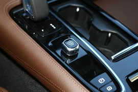 2023款沃尔沃S90新能源