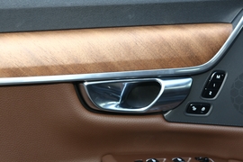 2023款沃尔沃S90新能源