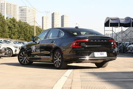 2023款沃尔沃S90新能源