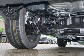 2022款丰田卡罗拉锐放