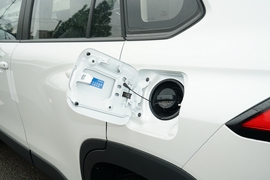 2022款丰田卡罗拉锐放