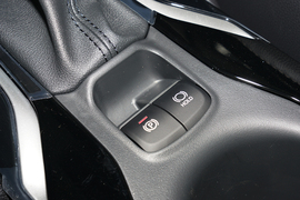 2022款丰田卡罗拉锐放