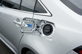 2022款丰田亚洲狮