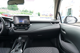 2022款丰田亚洲狮