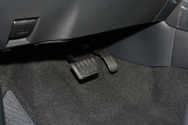 2022款丰田亚洲狮