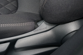 2022款丰田亚洲狮