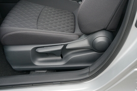 2022款丰田亚洲狮