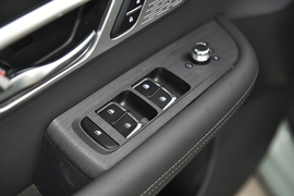 2022款东风风神皓极