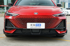 2022款长安UNI-V
