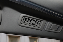 2023款广汽传祺M8