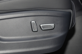 2023款广汽传祺M8