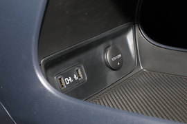 2023款广汽传祺M8