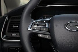 2023款广汽传祺M8