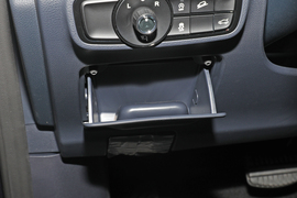 2023款广汽传祺M8