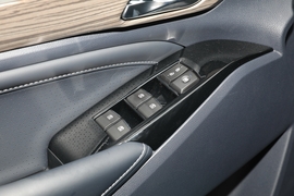 2023款广汽传祺M8