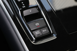 2023款广汽传祺M8